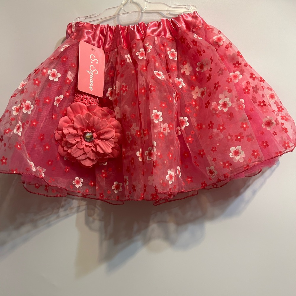 Fuchsia colored tutu for dancing